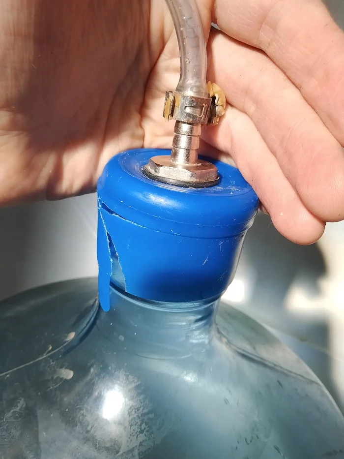 Thawing a frozen water pipe with your own hands - My, Rukozhop, Installation of heating systems, Water pipes, Freezing, Plumber, Plumbing, Pipe, Longpost