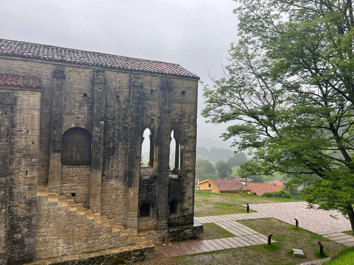 Santa Mar&#xED;a del Naranco - IX 