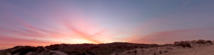 Панорама из 5 кадров 5184 x 3456 (17.9 Мп). Сжата до 7226 x 1872 (13.5 Мп).