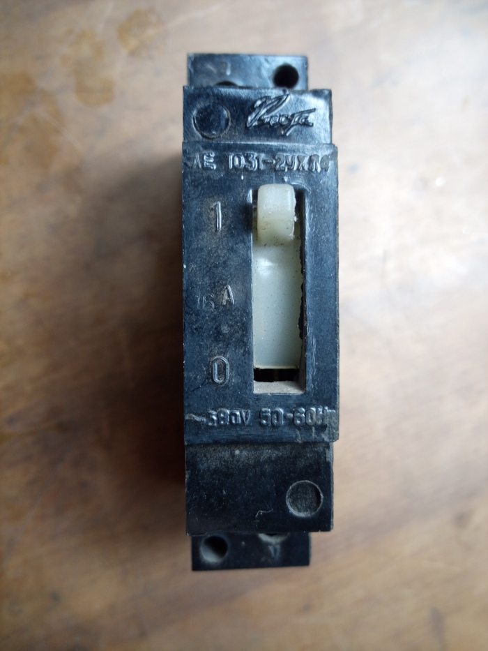  1031-24 , ,  , 