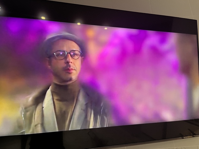 все неподобающее было заблюрено, таких масштабов еще не видел