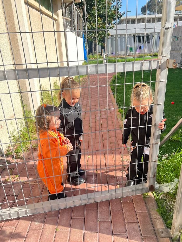 Арестантка и тюремщицы