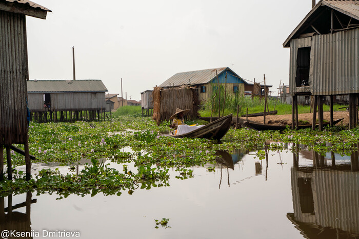 Озерная деревня на сваях Ганвье, Бенин, Западная Африка.