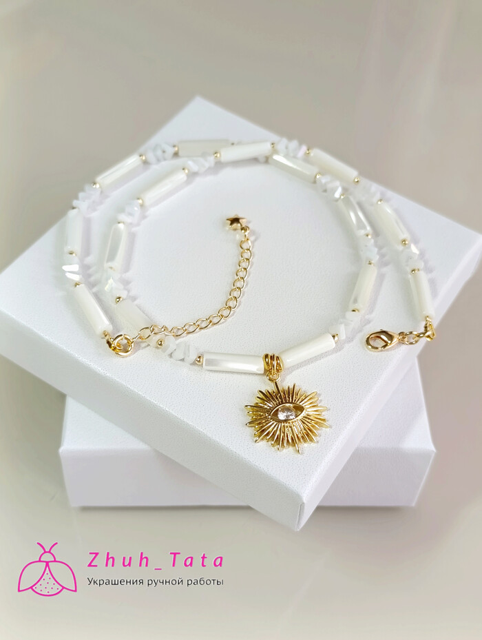Чокер из натурального перламутра с подвеской ☀️