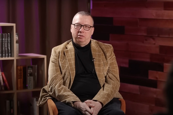 Поэт Игорь Караулов