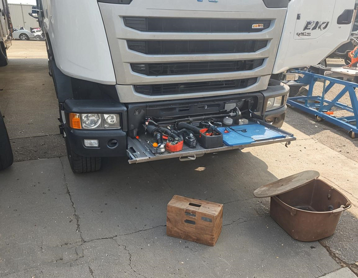 «Скамейка» — подставка для инструментов, подножка или универсальное место для отдыха