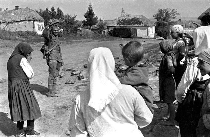   1943  , ,   ,  , 1943