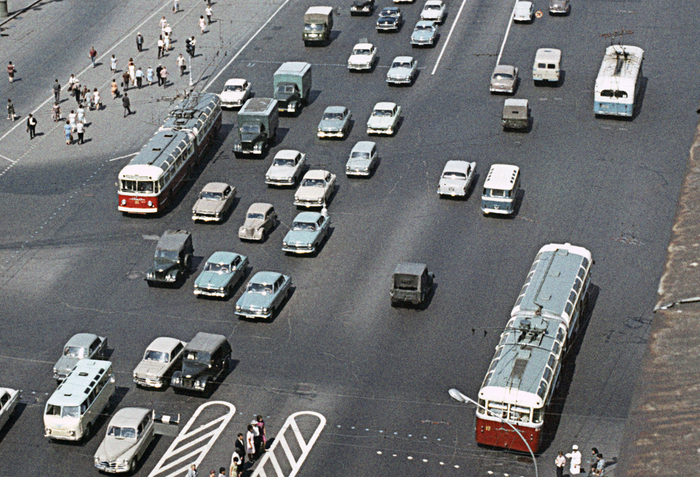  -1   , 1966.      .  : . .