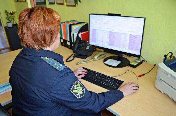 Могут ли приставы арестовать деньги и активы на брокерском счете и криптокошельке?