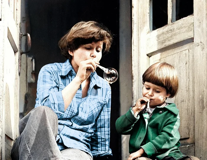 Подборка простых и потрясающих фотографий эпохи СССР. 20 раскрашенных фотографий. Часть XXI Старое фото, 20 век, СССР, Детство в СССР, 60-е, 70-е, 80-е, 50-е, Колоризация, Длиннопост