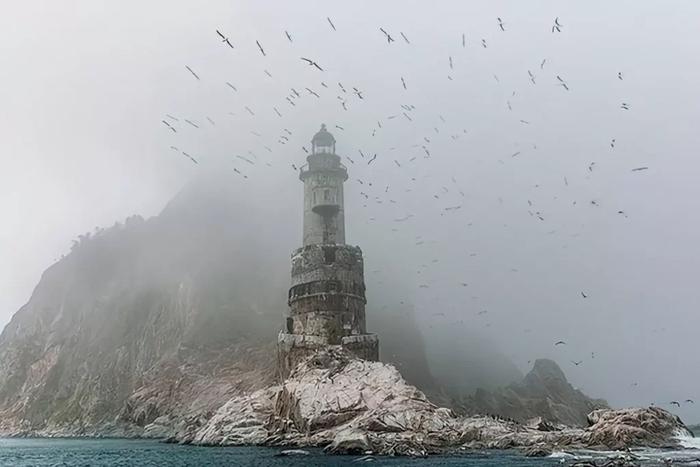 Анивский маяк