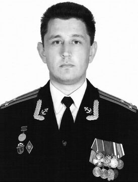 Герой Российской Федерации Андрей Воскресенский Подводники, Полярники, Исследования, Баренцево море, Арктика, Экспедиция, Арктический шельф, Моряки, Капитан, Офицеры, Подводная лодка, Авария, Ликвидация, История России, Самопожертвование, Герой России, Личность, Профессионализм, Героизм, Без рейтинга, Длиннопост