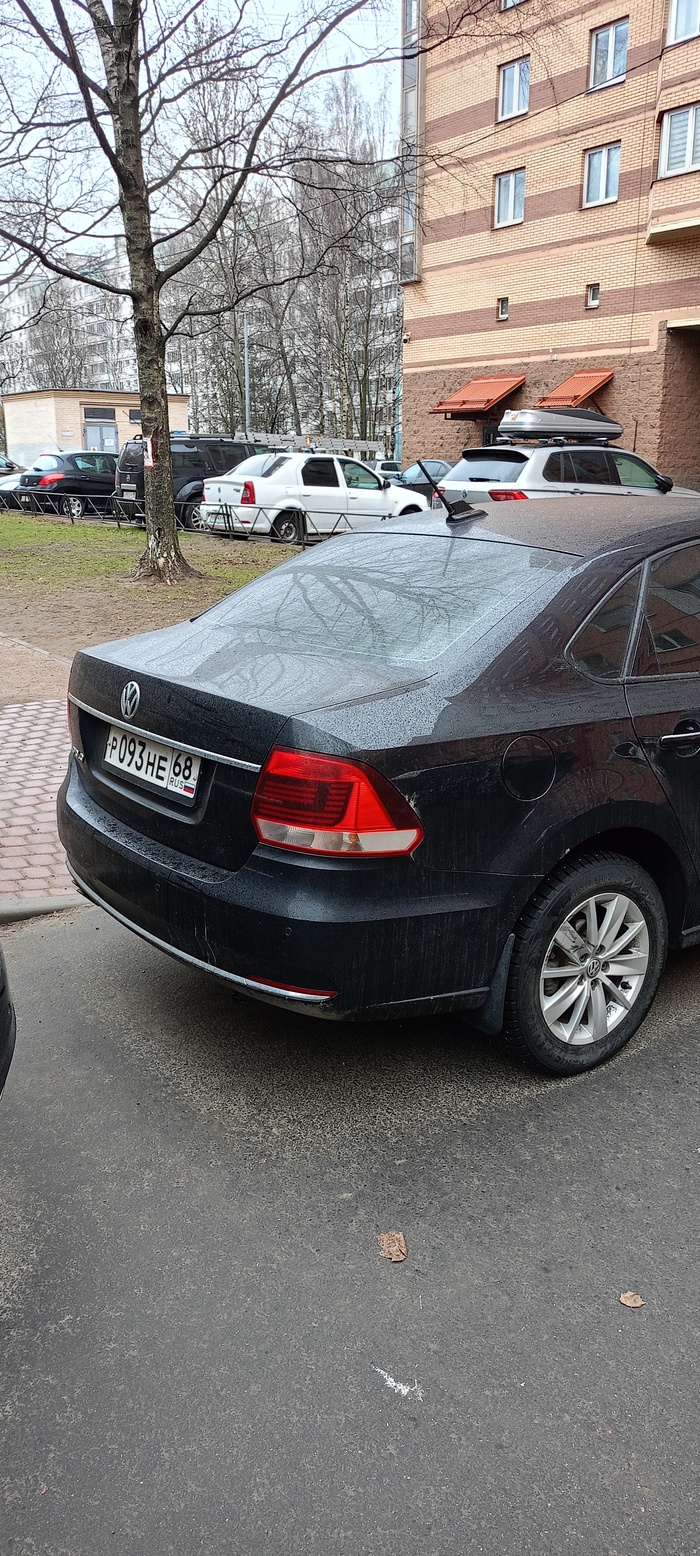 Вот этот милейший человек.