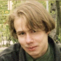 Alex1240044