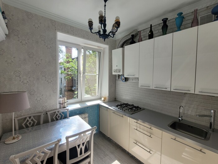 Все лишние вещи убраны из кадра