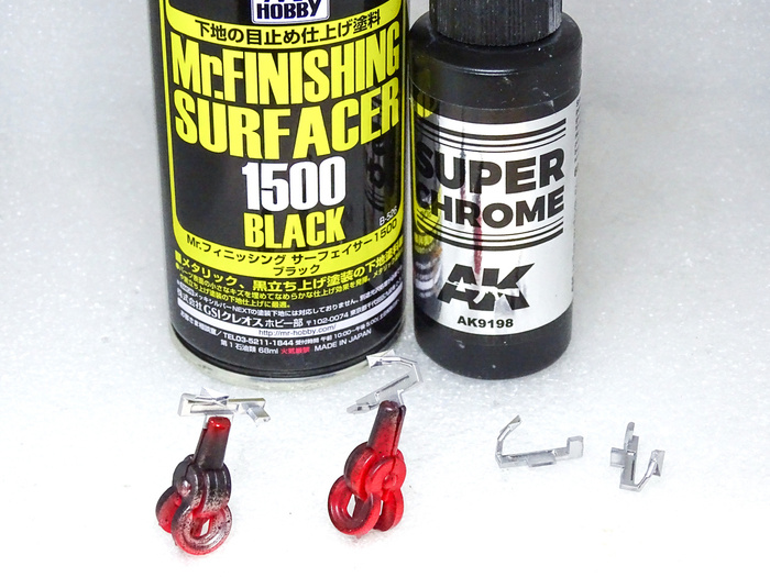 Рис. 4. Окрашенные распечатанные на 3D-принтере боковые зеркала для восстановления саратовской модели ВАЗ-2121 «Нива»