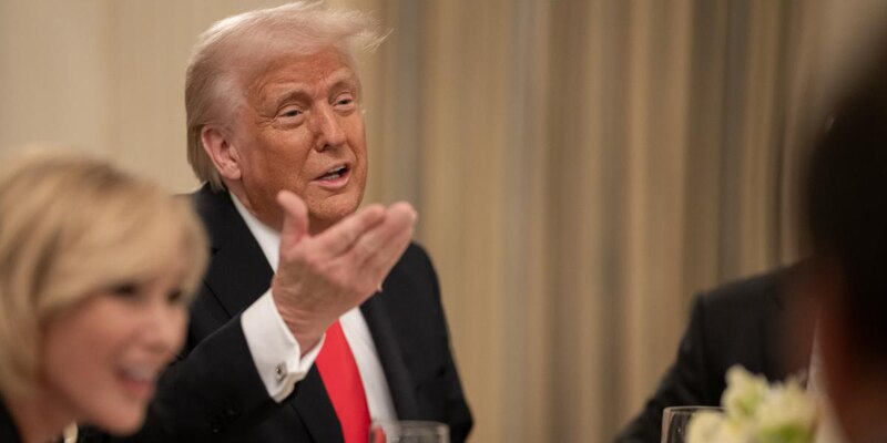 Трамп описал переговорный процесс по Украине словами «все идет хорошо» - Политика, Запад, Новости, ООН, Переговоры, Дональд Трамп, Спецоперация, Война, Евросоюз, Киев, НАТО, Риа Новости, Русофобия, Стив Уиткофф