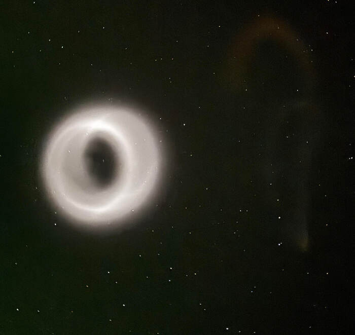 Над Аляской заметили «червоточину»