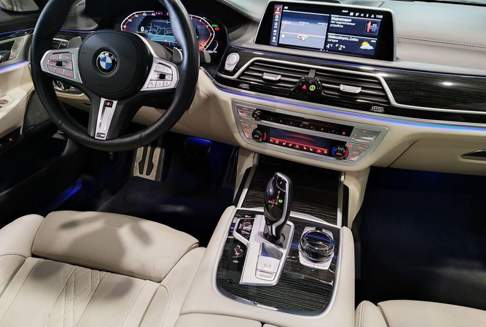 700 000    ! ,   , , BMW, , 