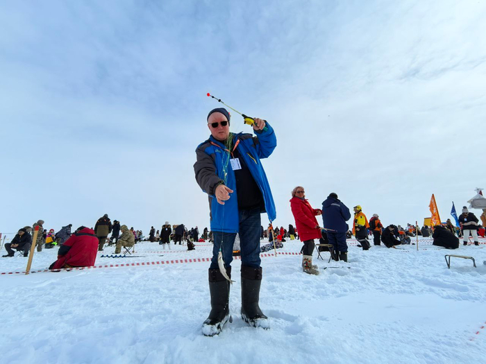     ,            .  .    ,    4  (   )