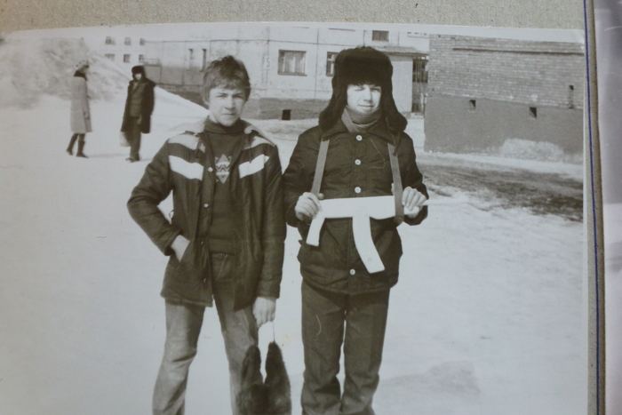  &quot;&quot;,   17, . , 1981