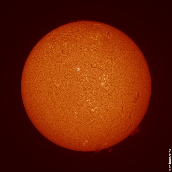 Примерно так выглядит Солнце в хромосферный телескоп.