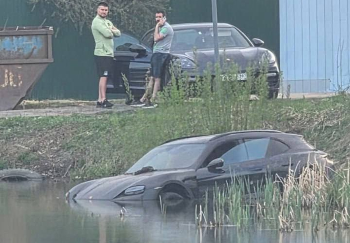 В Химках настолько потеплело, что Порш открыл купальный сезон в местном пруду