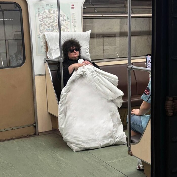 Типичный москвич в пятницу после работы