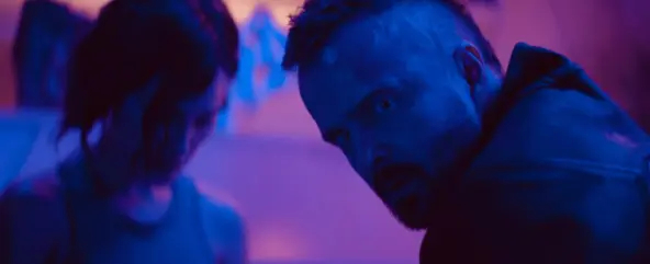 Обидно за актера, талант приходится прожигать в таких лентах