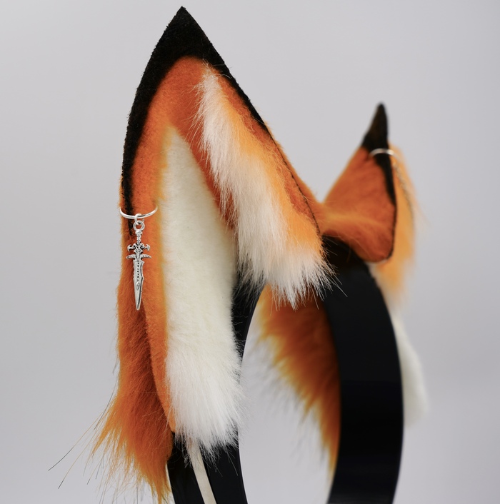 Подвеска с кинжалом <3