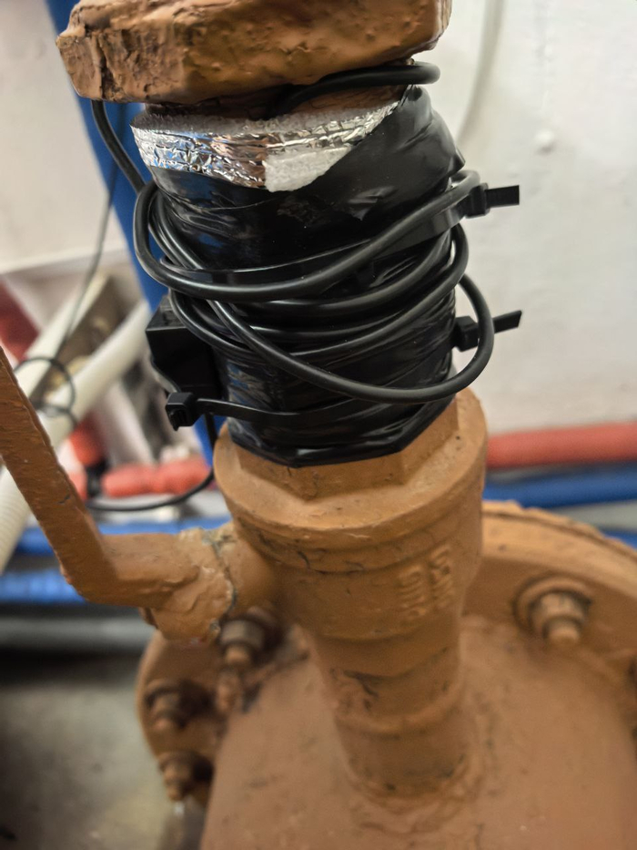    DS18B20,    .             .  ,  : Node-RED    .