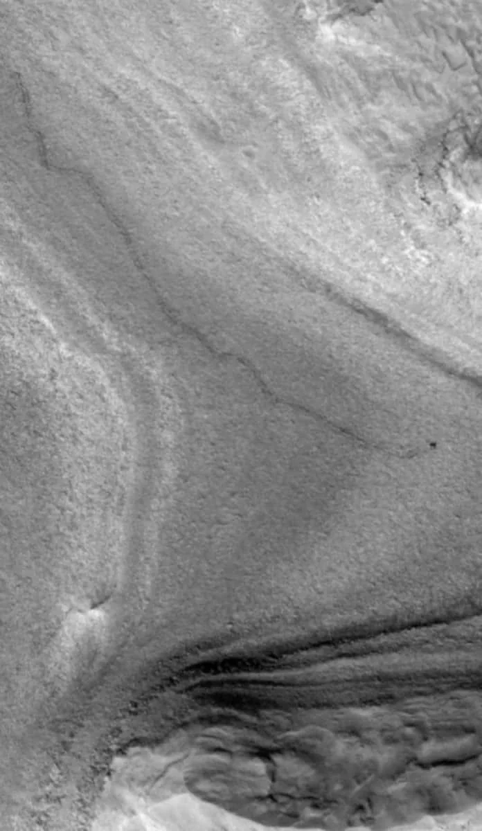 Так выглядbn марсоход Кьюриосити c околомарсианской орбиты, снимок сделан с помощью АМС Mars Reconnaissance Orbiter(MRO)! - Астрономия, The spaceway, Марс, Снимки из космоса, Curiosity