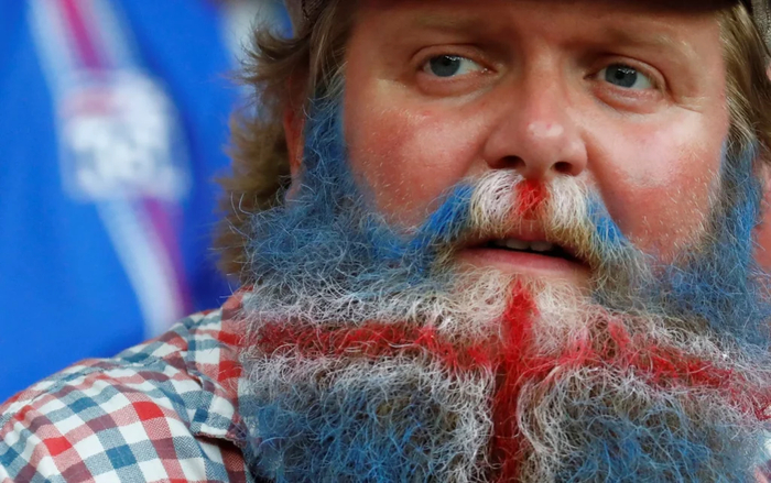 Типичный исландский футбольный болельщик