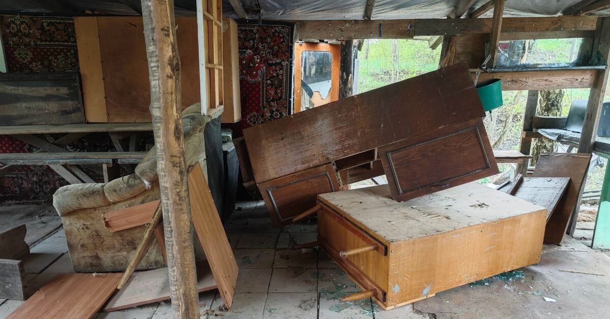 Вандалы разгромили лагерь Станислава Дробышевского под Брянском