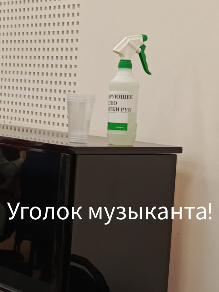  ! , , , , , 