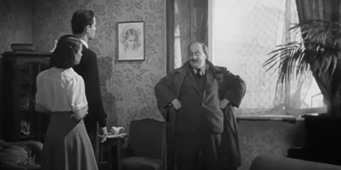 Вот стоит подбоченевшись "орел", - счас всех победит )))