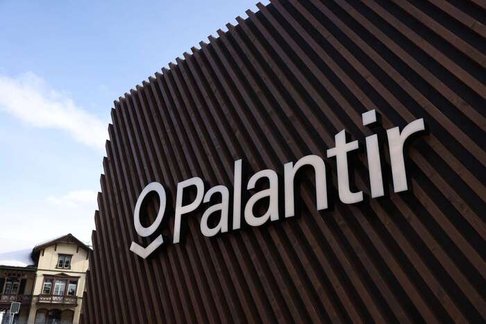 Palantir         , , Palantir,  