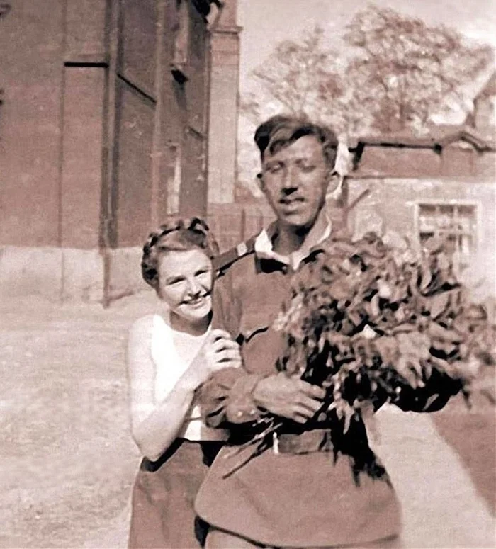 20 невероятно добрых фотографий из СССР, которые заставляют улыбаться. Часть 2 Фотография, Познавательно, Россия, Прошлое, СССР, Факты, Страны, 20 век, Военная история, Ностальгия, Воспоминания из детства, Молодость, Детство, Детство в СССР, История России, Длиннопост