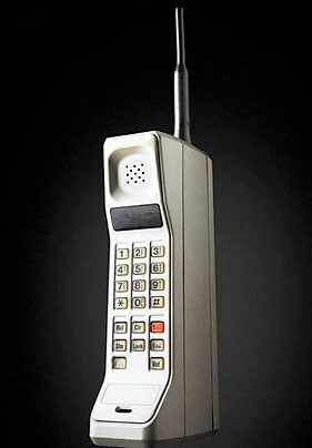   Motorola Dyna TAC 8000X.   - "".  -  