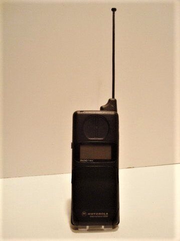 Motorola Micro TAC 5200 .   .        .     . - -  .  - -   .