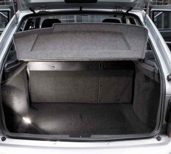:    . LADA Priora     351  , , 