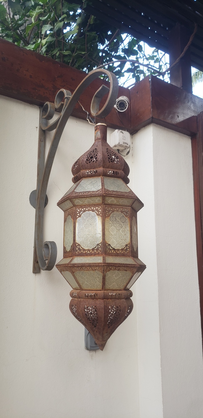 Красивый фонарь