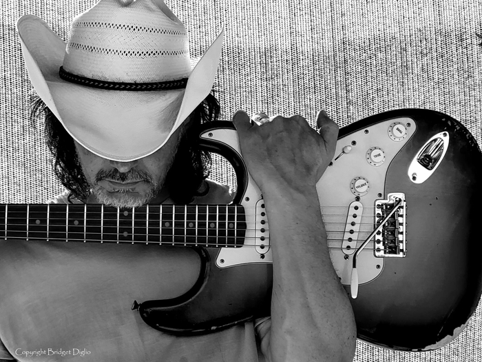 DIGGS AND COMPANY            BLUES ROCK/HARD ROCK