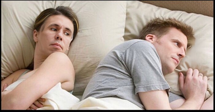 Опять о своей шлюпке думает