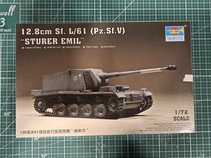 Pz. Sfl. V - Sturer Emil.      1/72  Trumpeter  , ,  , , 