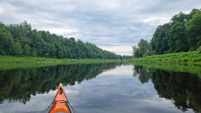 Безлюдные участки с тихими стоянками.