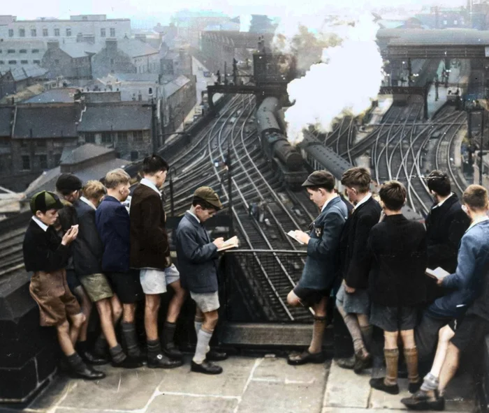 Любопытные фотографии из прошлого Великобритании. 20 раскрашенных фотографий ХХ века. Часть XIX Историческое фото, Старое фото, 20 век, Фотография, Великобритания, Англия, Лондон, Колоризация, Длиннопост