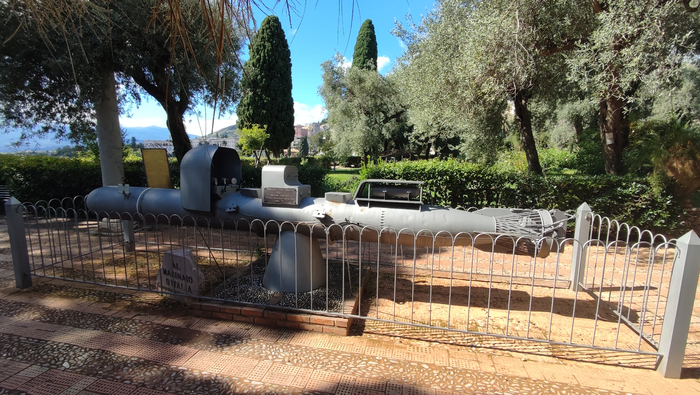 Человекоуправляемая торпеда «майале» в Таормине, Сицилия, 2021 год