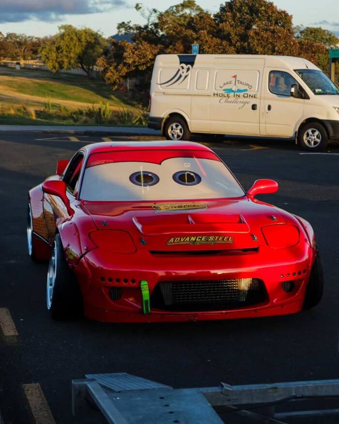           Mazda RX-7     , ,  -, ,  ,  , ,  