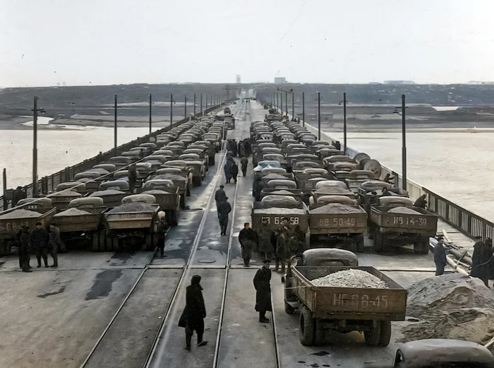 Подборка простых и потрясающих фотографий эпохи СССР. 20 раскрашенных фотографий. Часть 25 СССР, Фотография, Старое фото, 20 век, 60-е, 50-е, 40-е, 1930-е, 70-е, 80-е, Детство в СССР, Сделано в СССР, Историческое фото, Колоризация, Длиннопост